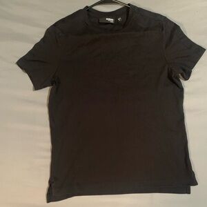 Murano liquid luxury slim fit small T shirt black